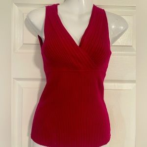 Old Navy ribbed V neck sleeveless sweater tank size small